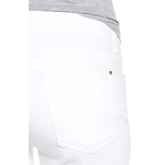 JEN7 Denim Bermuda Shorts in White - Picture 4 of 5